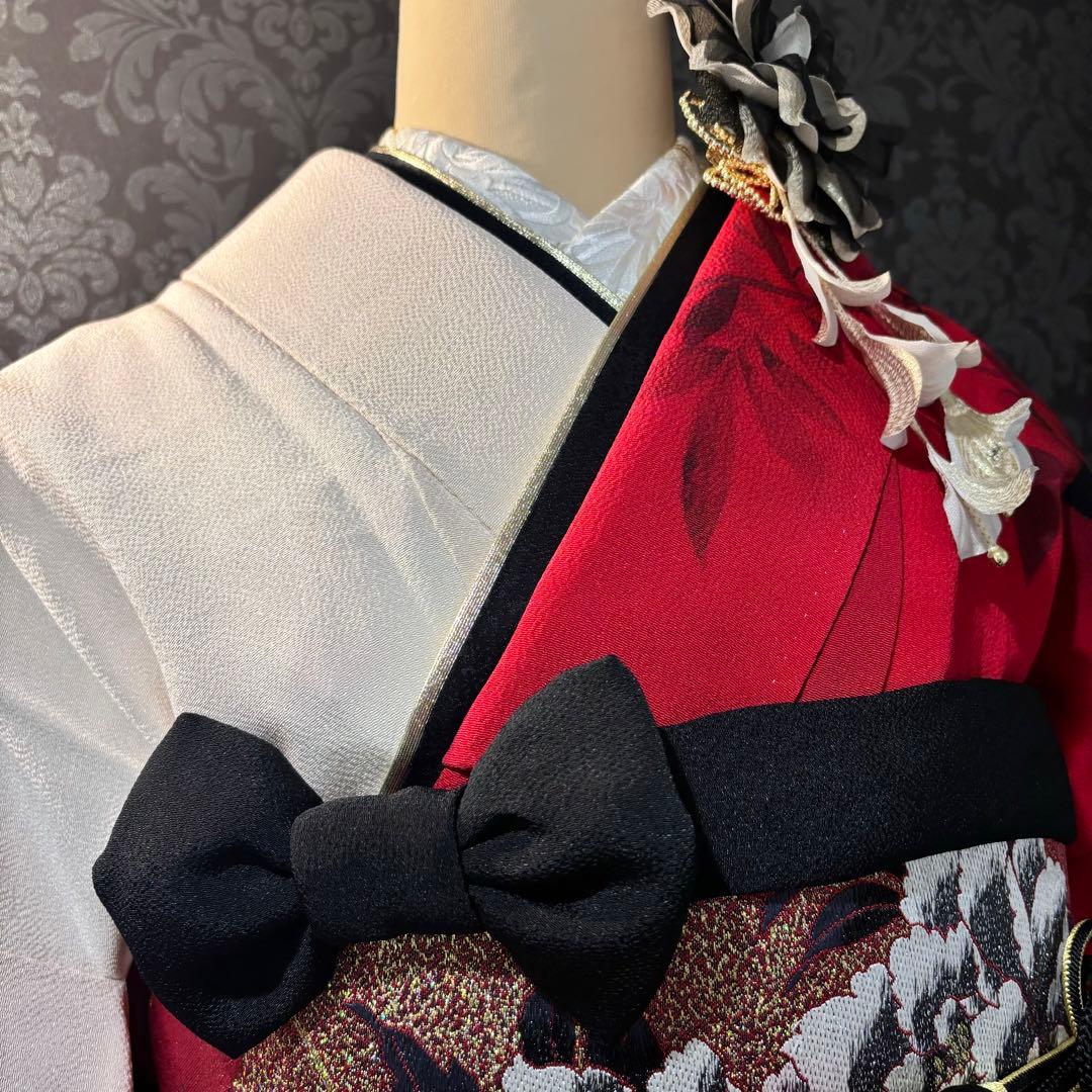 美品　染分け　花模様　金彩　牡丹　逸品　振袖　フルセット 振り袖