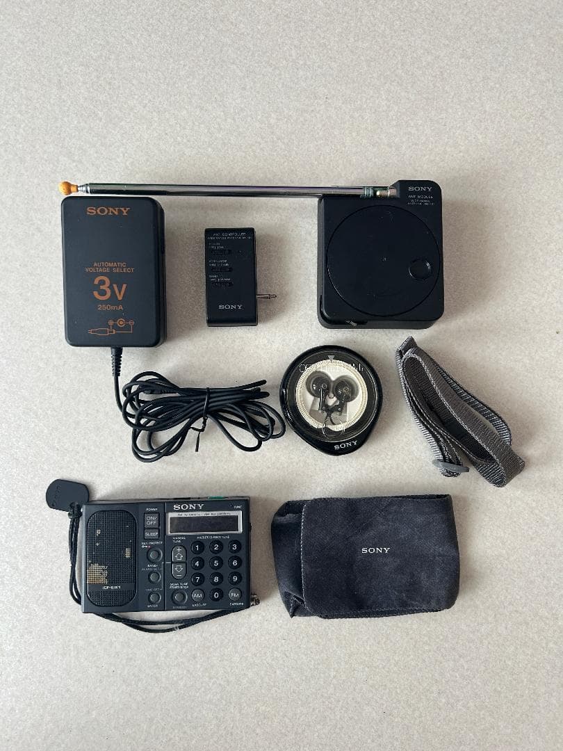 SONY ICF-SW1S PLLシンセサイザーレシーバー（ジャンク品）