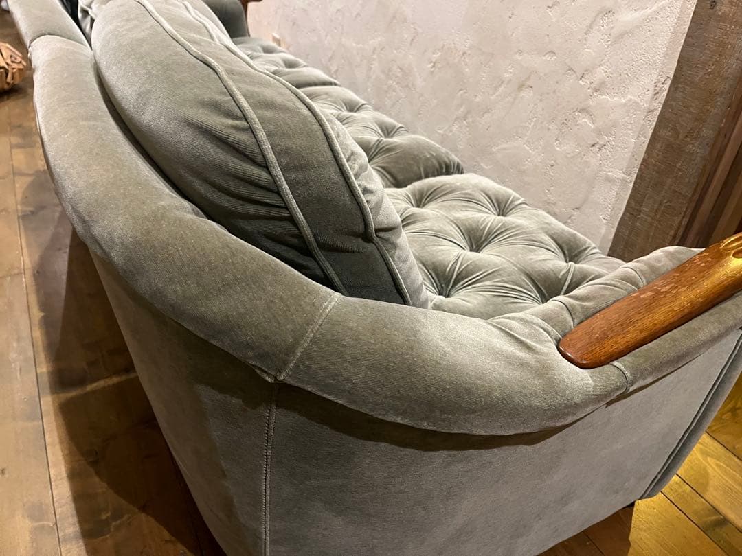 m　maruni ベルサイユ　3人掛け ソファ オットマン ベロア