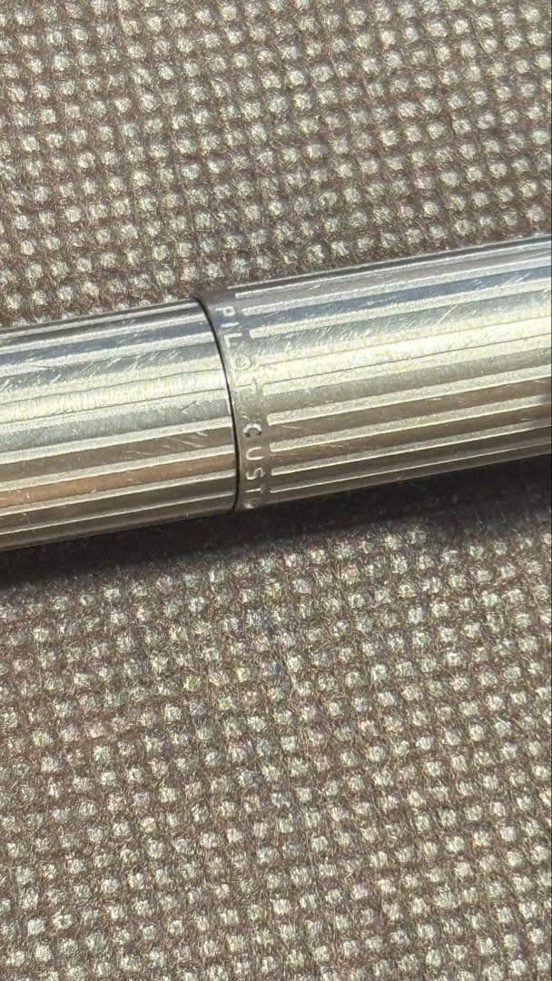 激レア　廃盤 白蝕刻 PILOT カスタムストライプ　18kWG F パイロット