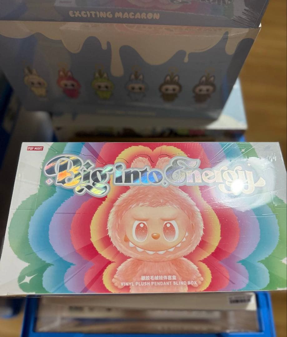 ポップマート Big into Energy ぬいぐるみ アソートボックス