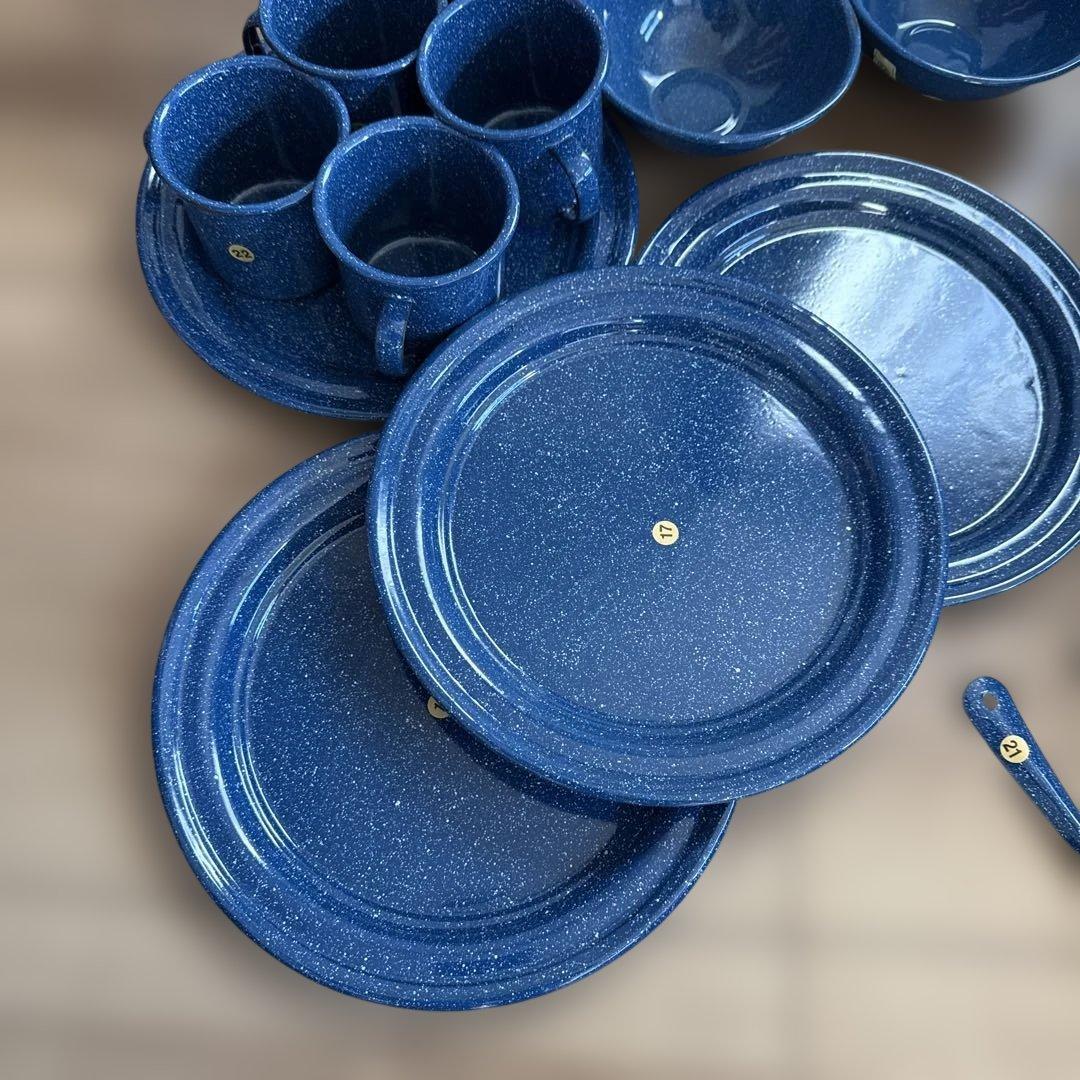 希少新品CINSA エナメルウェア キャンプ食器セット 16点デッドストック