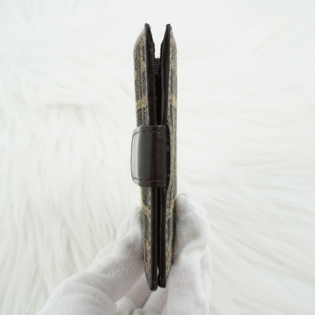 新品未使用品　FENDI フェンディ　二つ折り財布　ズッカ柄　レザー　ブラウン
