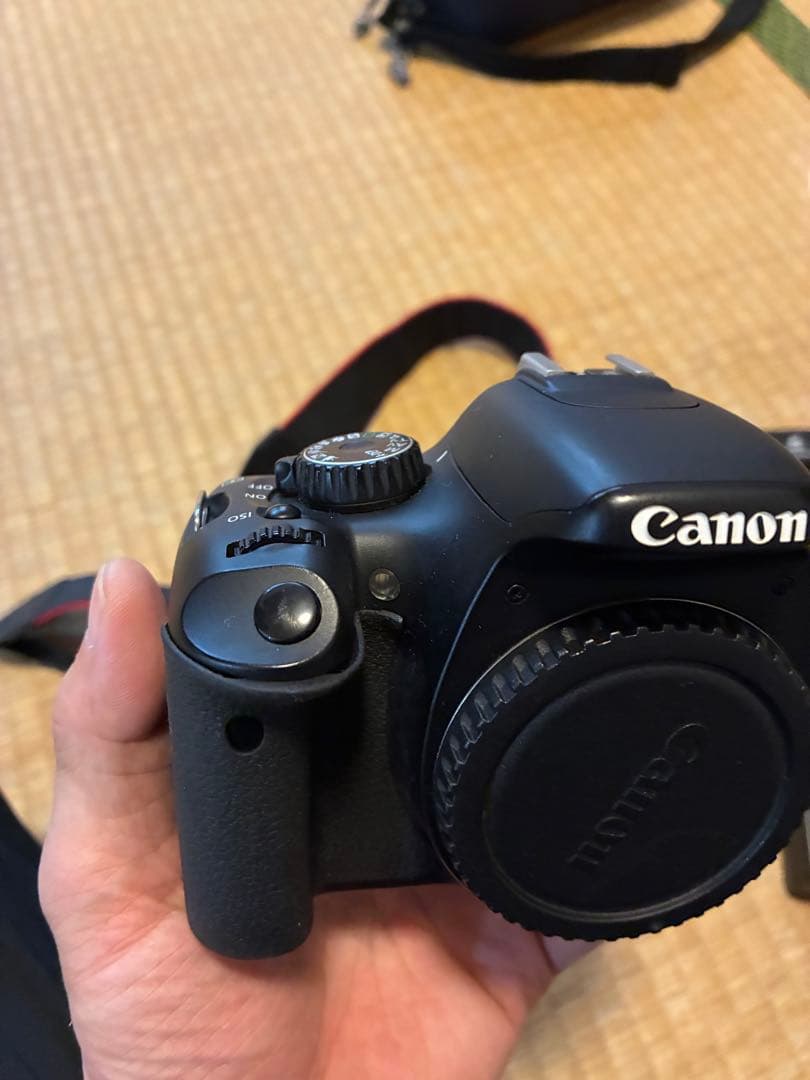 キャノン　イオスキスx4 本体のみ