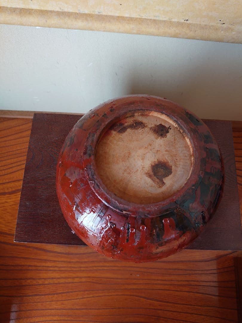 会津の乾漆鉢　漆入れ