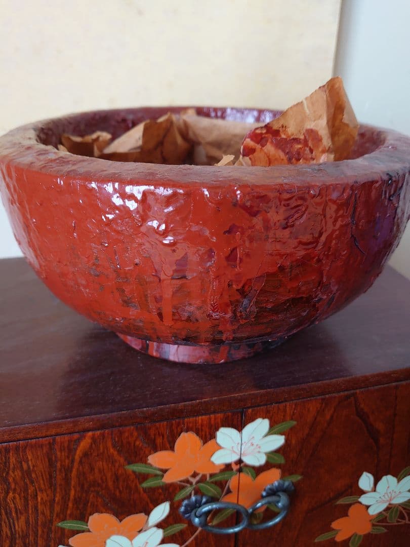 会津の乾漆鉢　漆入れ