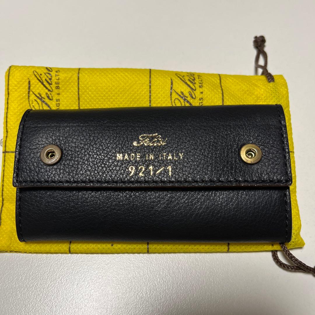 Felisi フェリージ　美品キーケース　型番921