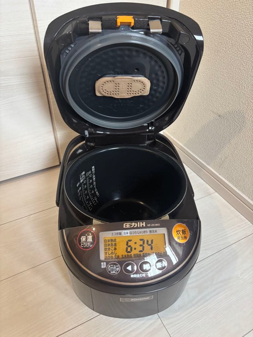 象印 IH炊飯器 黒　送料無料