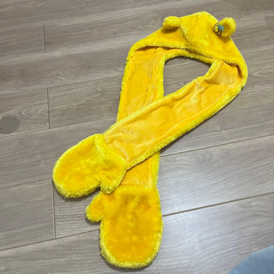 ディズニーリゾート　プーさん　マフラーキャップ　Disney ケース