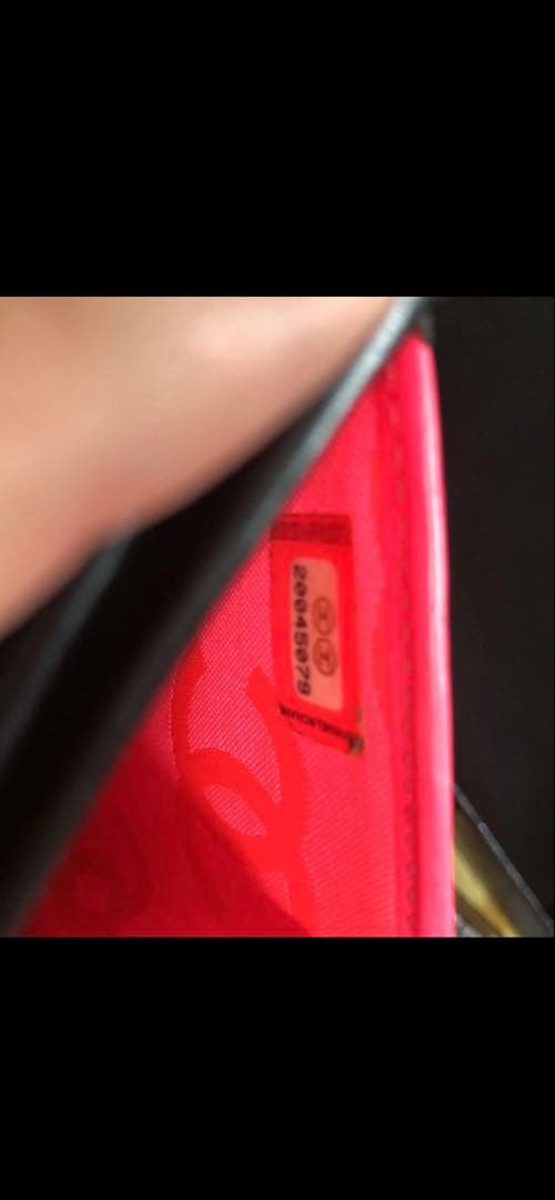 CHANEL(シャネル） 二つ折り財布