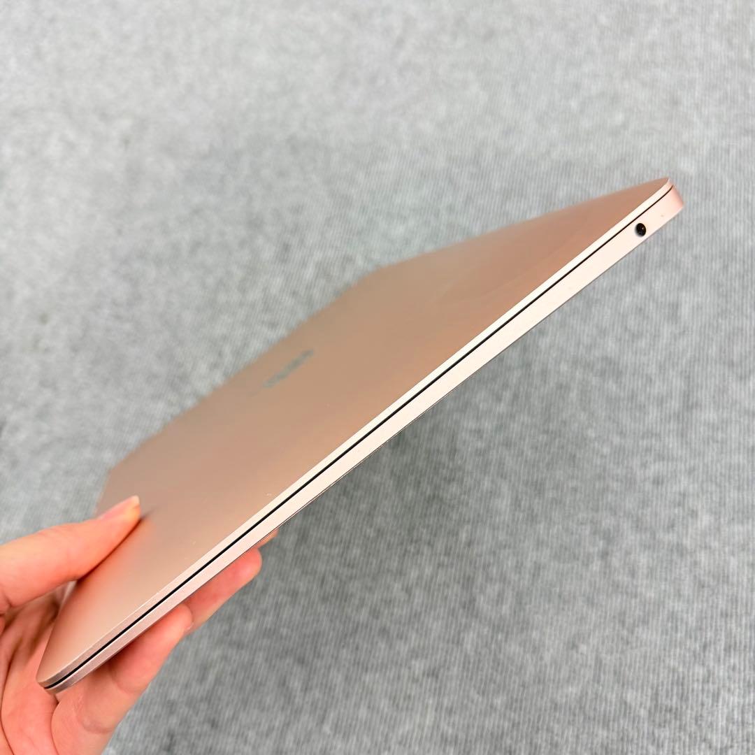 Macbook Air 2018 13 インチ 8GB/128GBローズゴールド