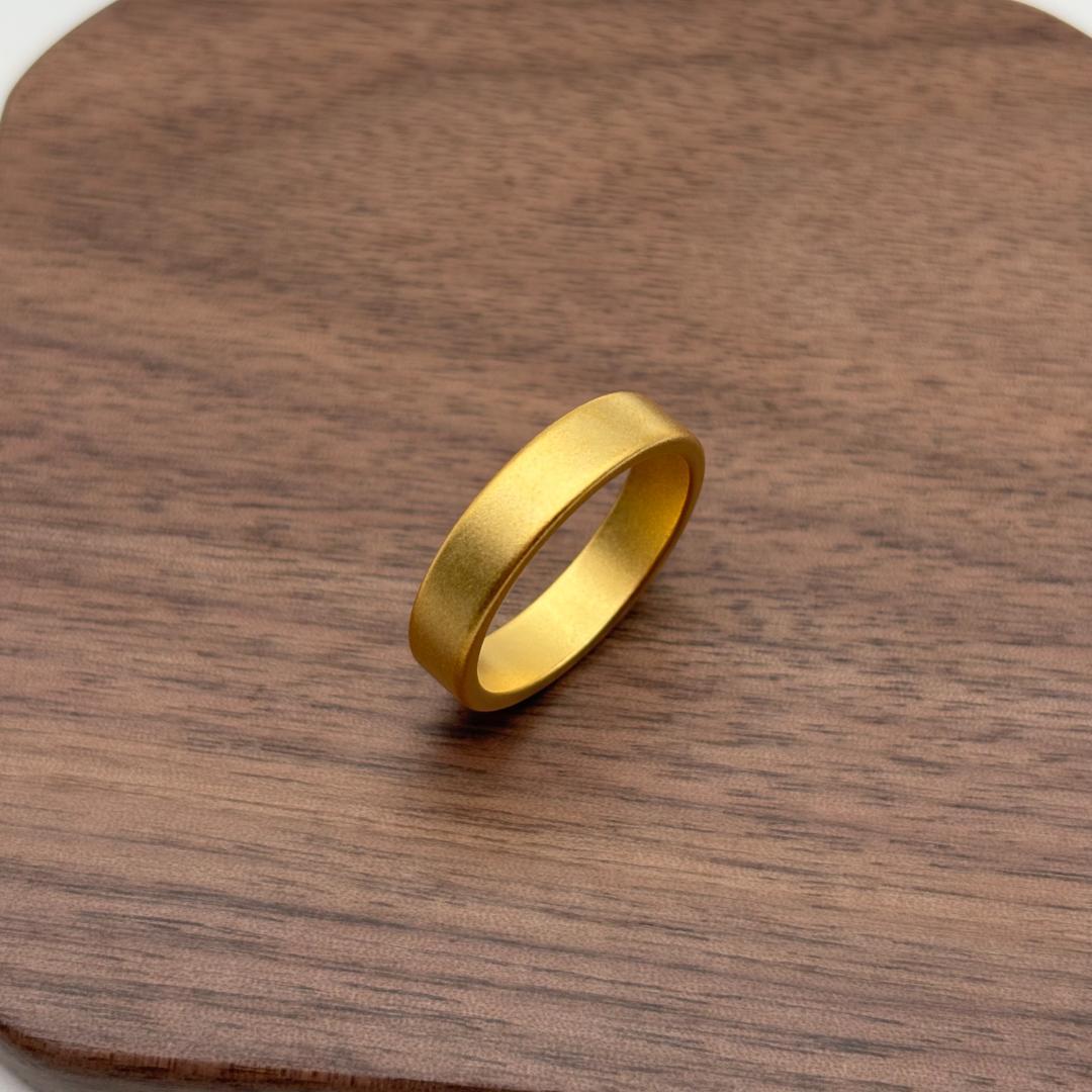 ⭐ 極美品 ✨K18金 ゴールド マット仕上げリング 4.4g