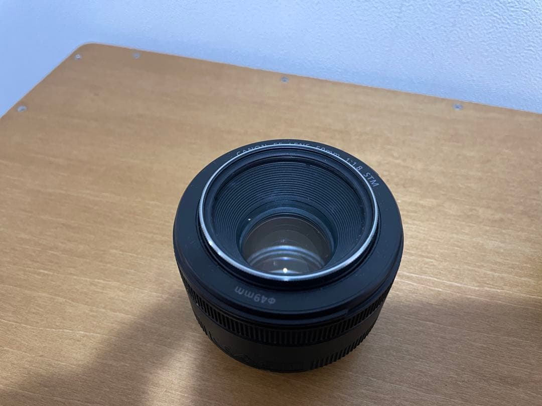 EF50mm F1.8 STM レンズに汚れ？あり