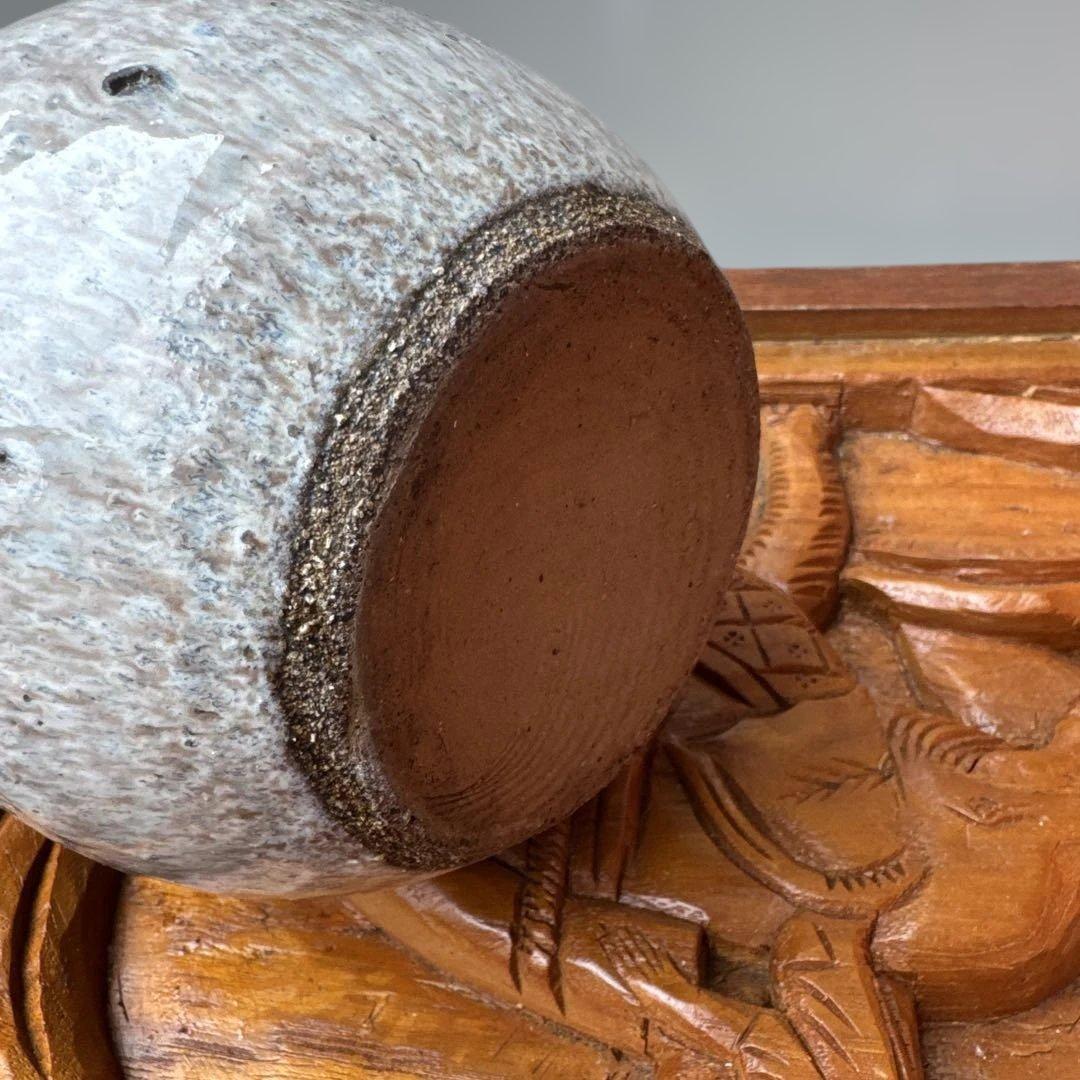 骨董　取っ手付き陶器花瓶 ホワイトとブラック