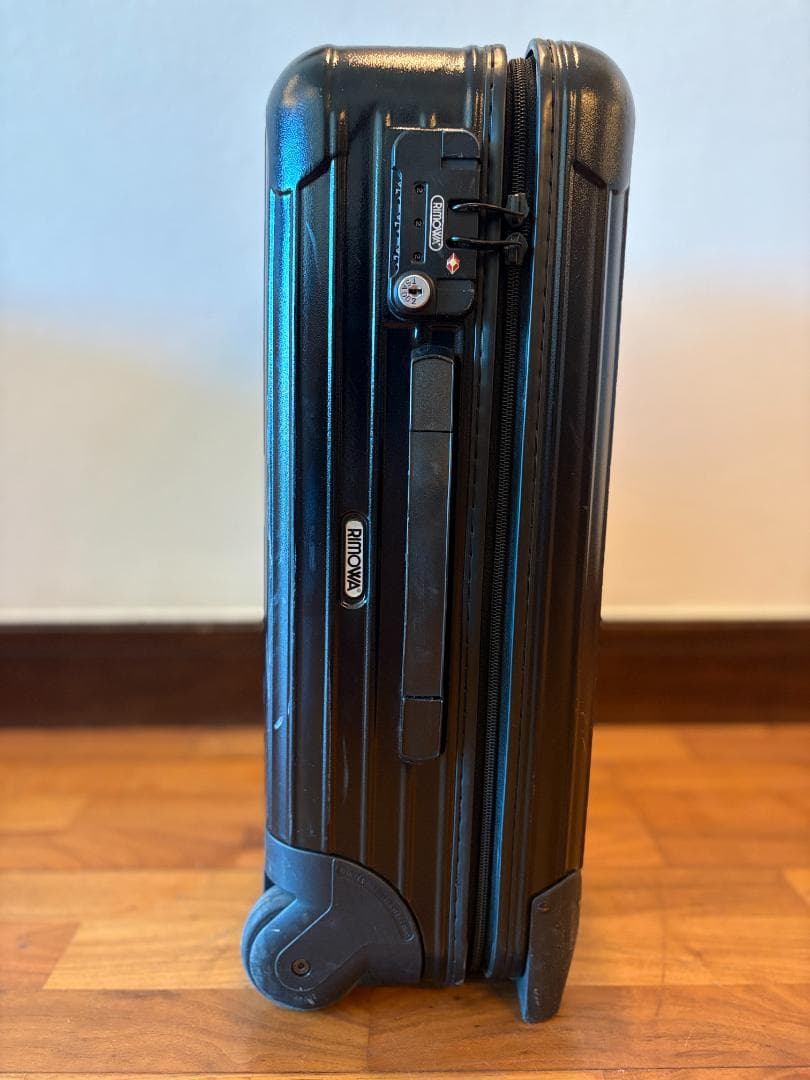 Y*o様 Rimowa 2輪 サルサ 33L ブラック 機内持ち込み可