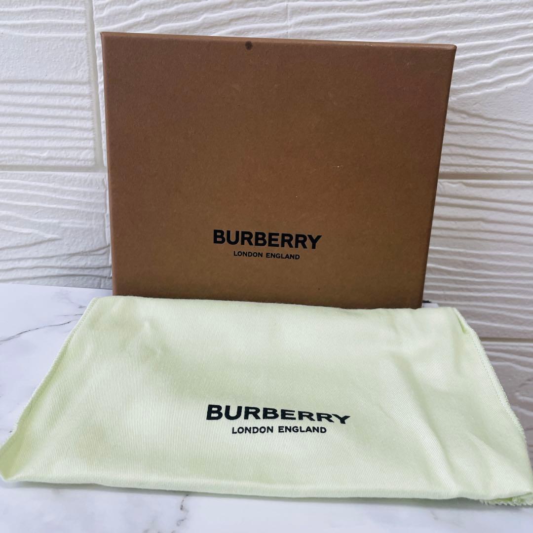 近年✨極美品 TBロゴ バーバリー 三つ折り財布 コンパクトウォレット ミニ財布