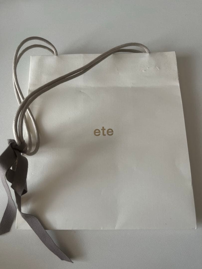 ete ダブルラインピアス イエローゴールド