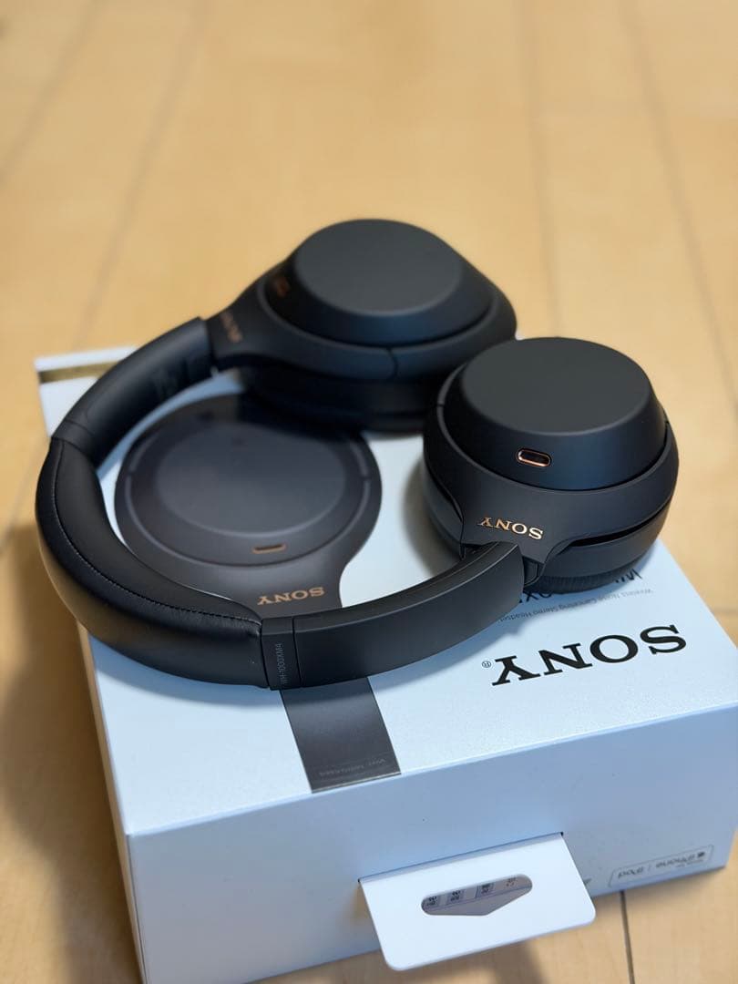 【美品】SONY WH-1000XM4 ワイヤレスヘッドホン ブラック