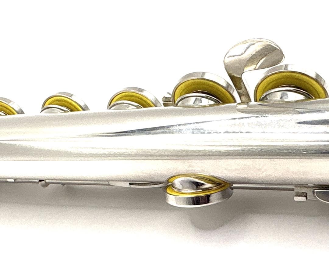 【美品】ムラマツフルートEXⅢメンテナンス済　【Eメカ付き】タンポ良好　即演奏可