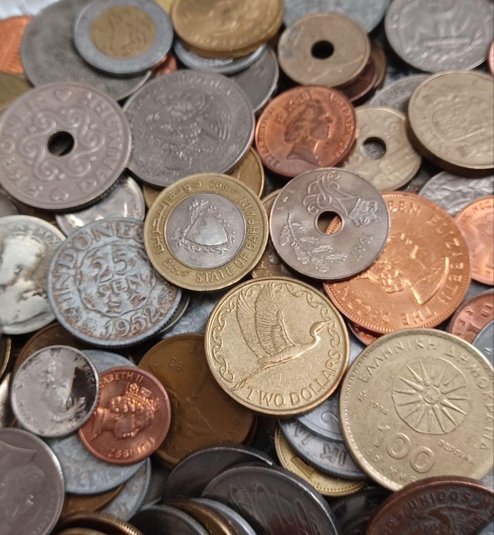 重さ1780g(約1.7kg)分の外国(海外)硬貨