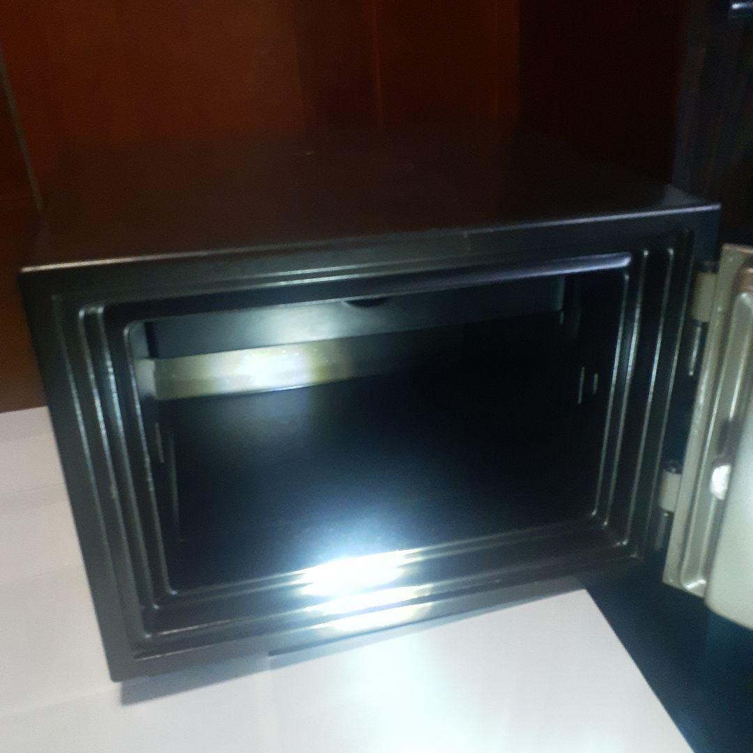 CROWN ダイヤル式金庫