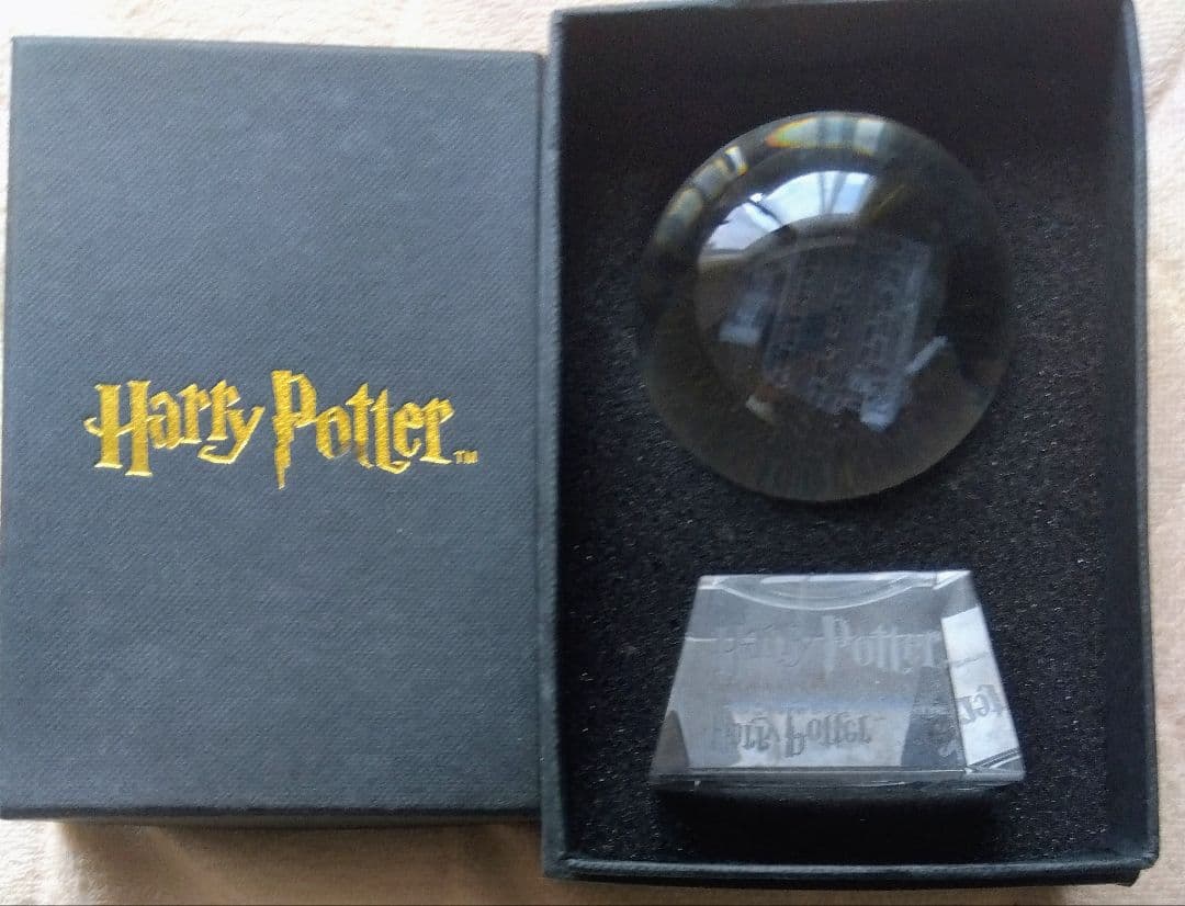 ハリー・ポッター　トロフィー　ガラス水晶　箱入り　４本