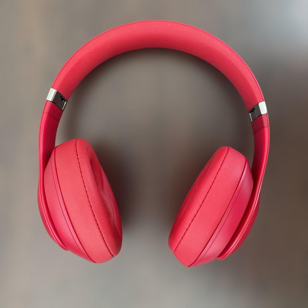 Beats Studio3 Wireless レッド