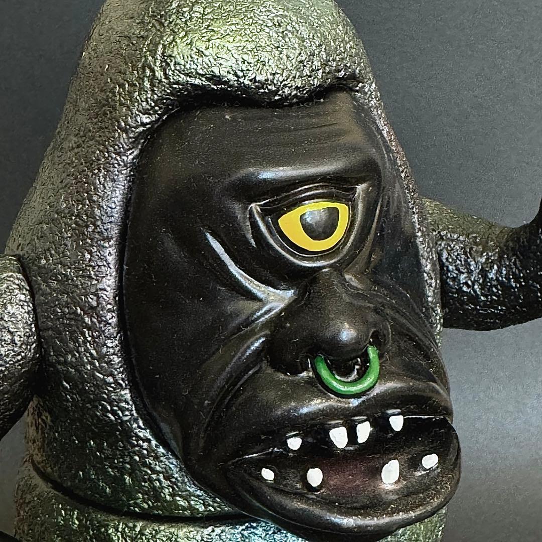 ZOLLMEN（ゾルメン）ファンシートイ「メゴ ブラック」　インディーズソフビ