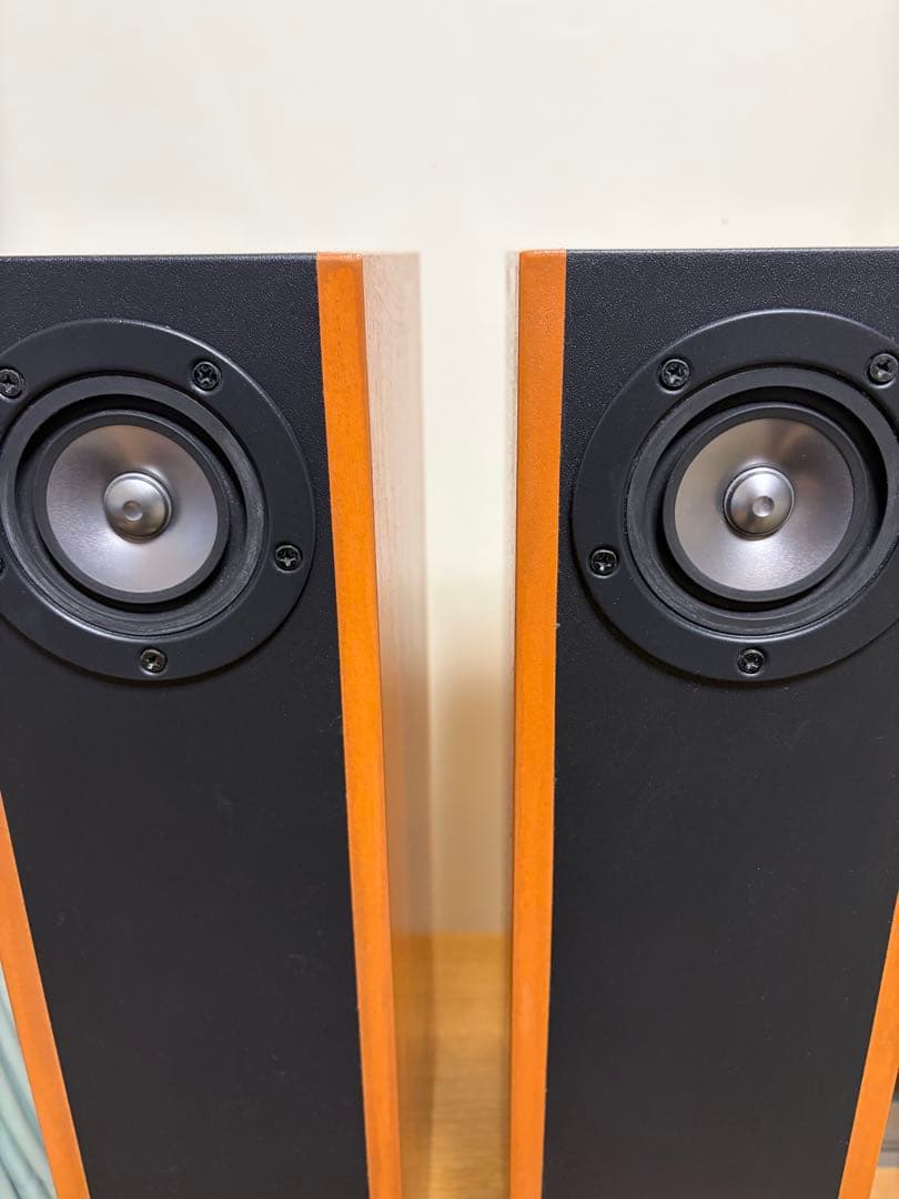 小澤氏設計「スリースター」（ダクト付バックロード）ユニット、OM-MF519