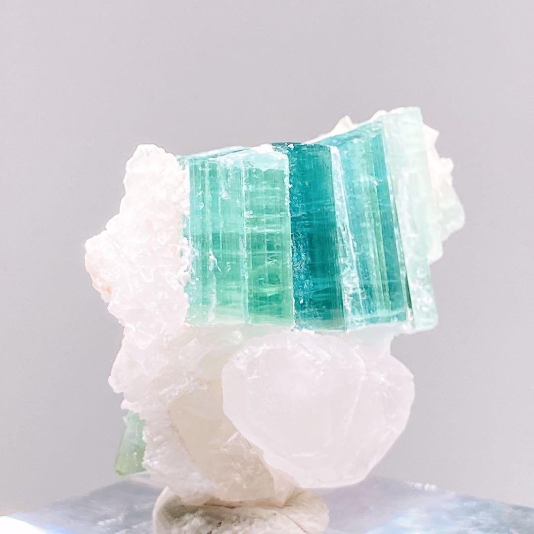 インディゴライトトルマリン　トルマリン　原石　　 　鉱物標本　187