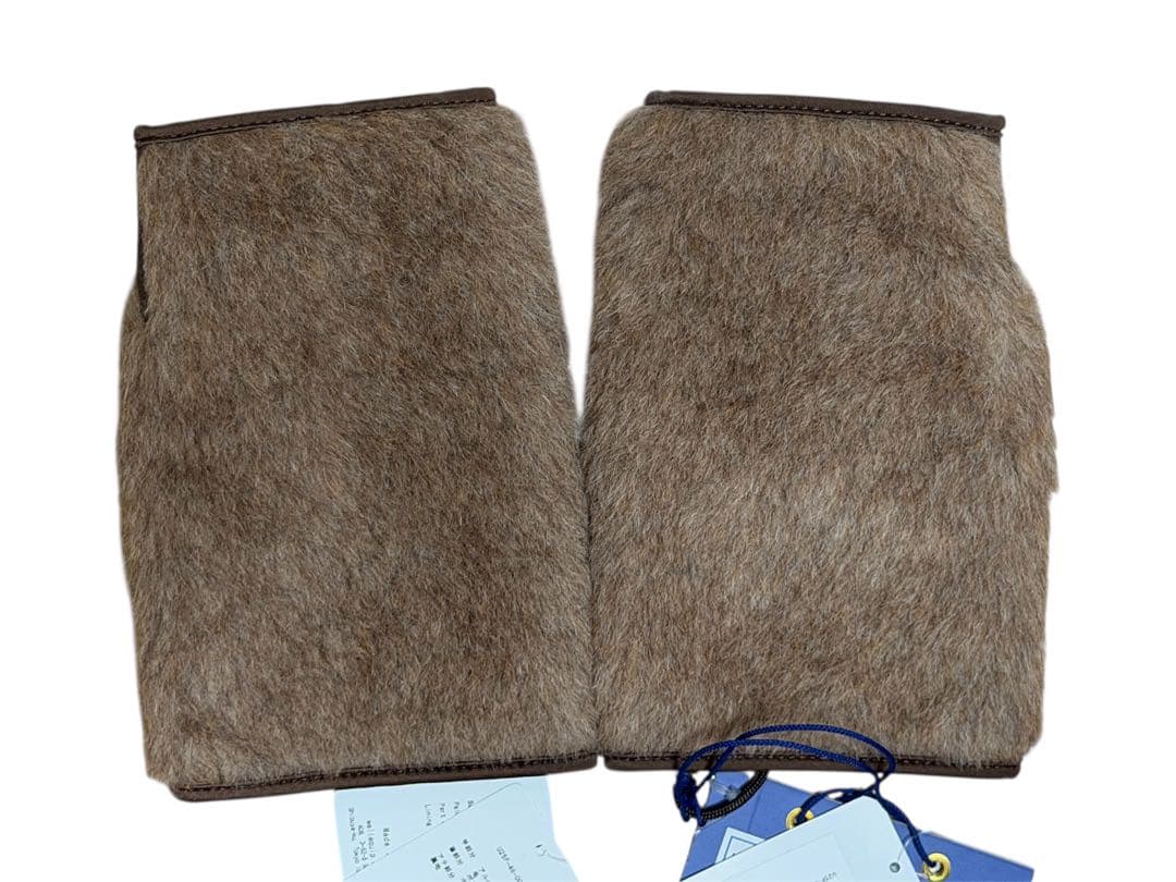 Unlikely Bear Hand Glove アンライクリー