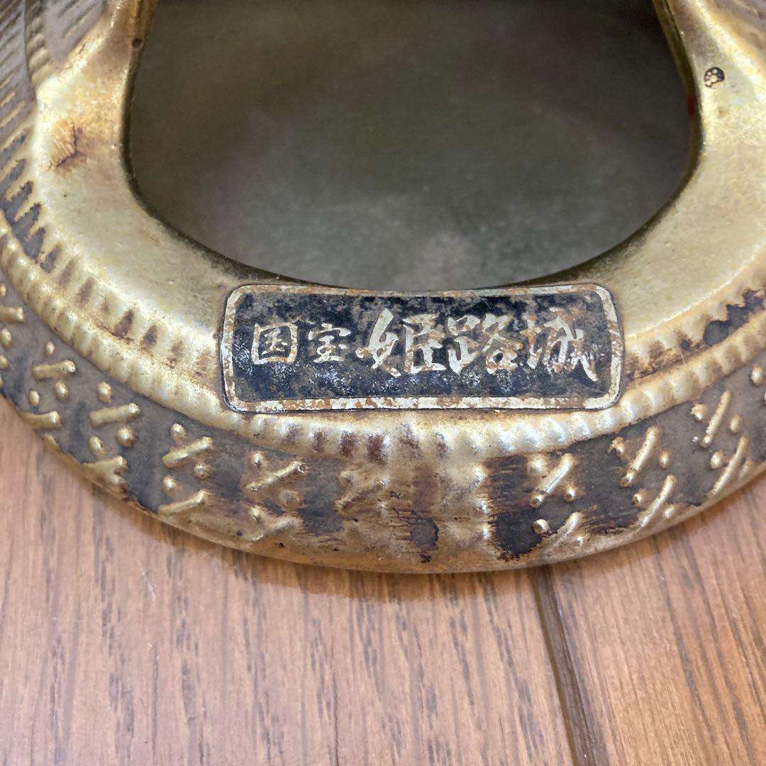 匿名配送　兜　国宝姫路城　アンティーク　置物　カッコいい　カブト　当時物