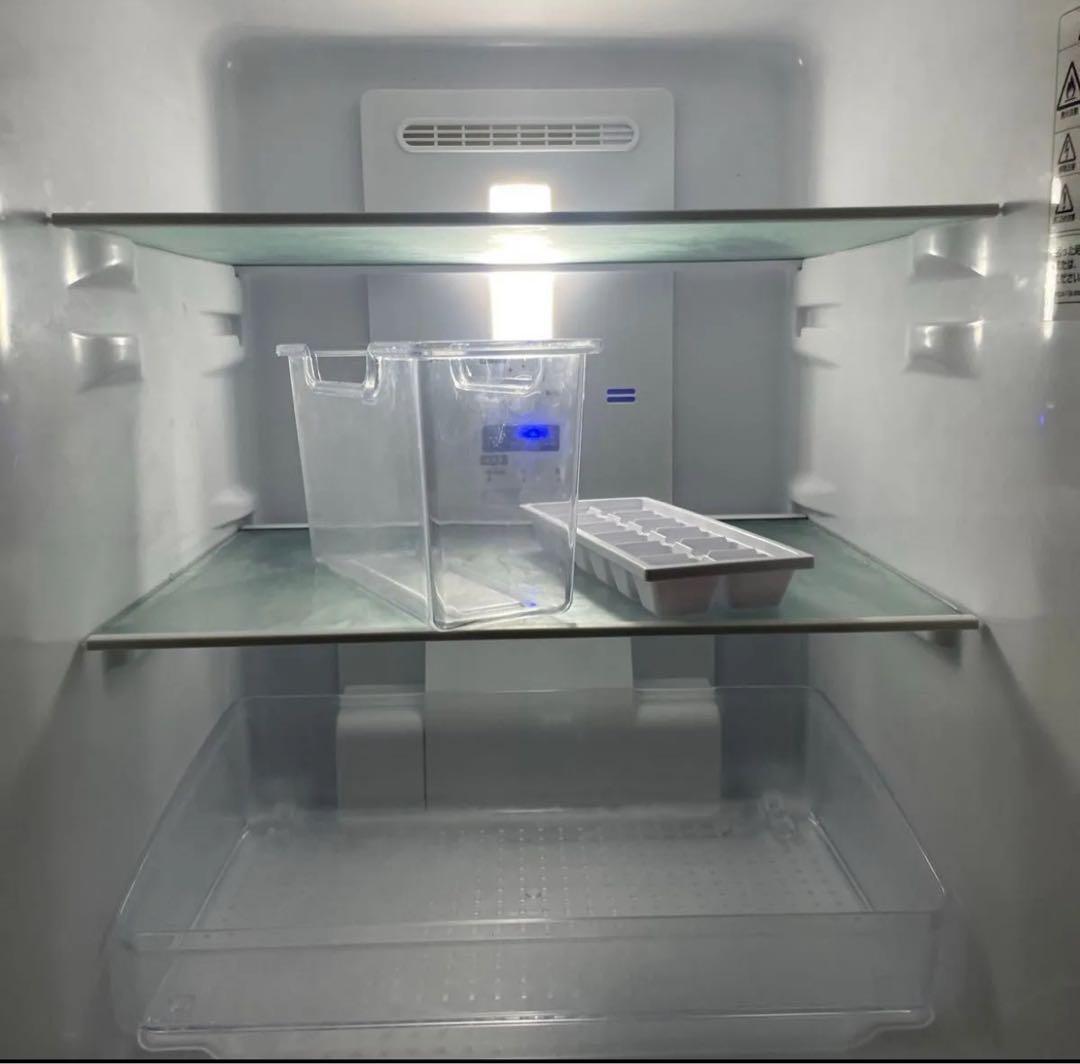 《SHARP》冷蔵庫 SJ-GD15G-B ブラック系 鏡面ドア