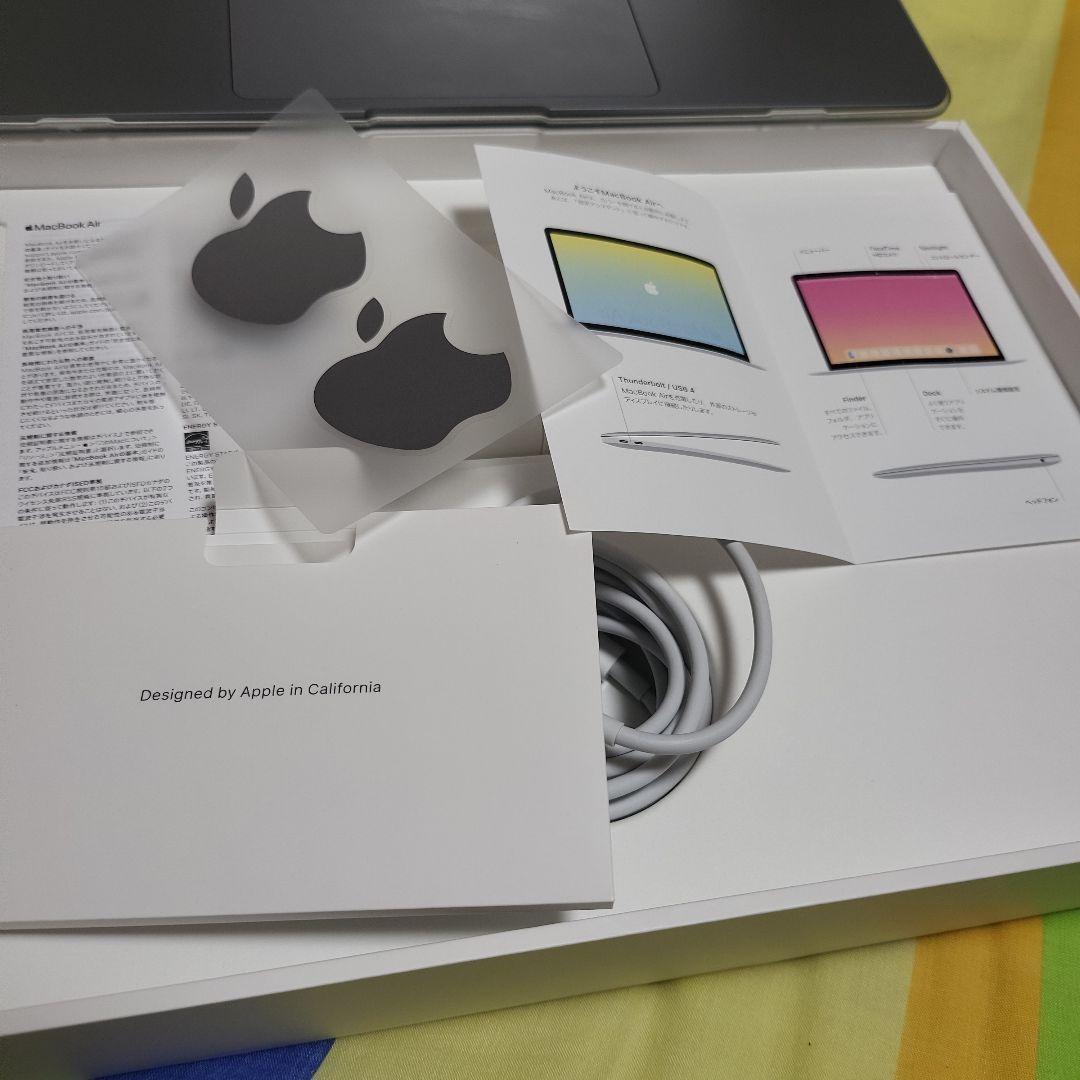 末使用に近い!! Macbook 13\"