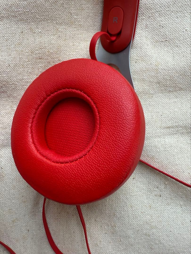 beats レッド 有線ヘッドホン オーバーイヤー ※値下げ可能