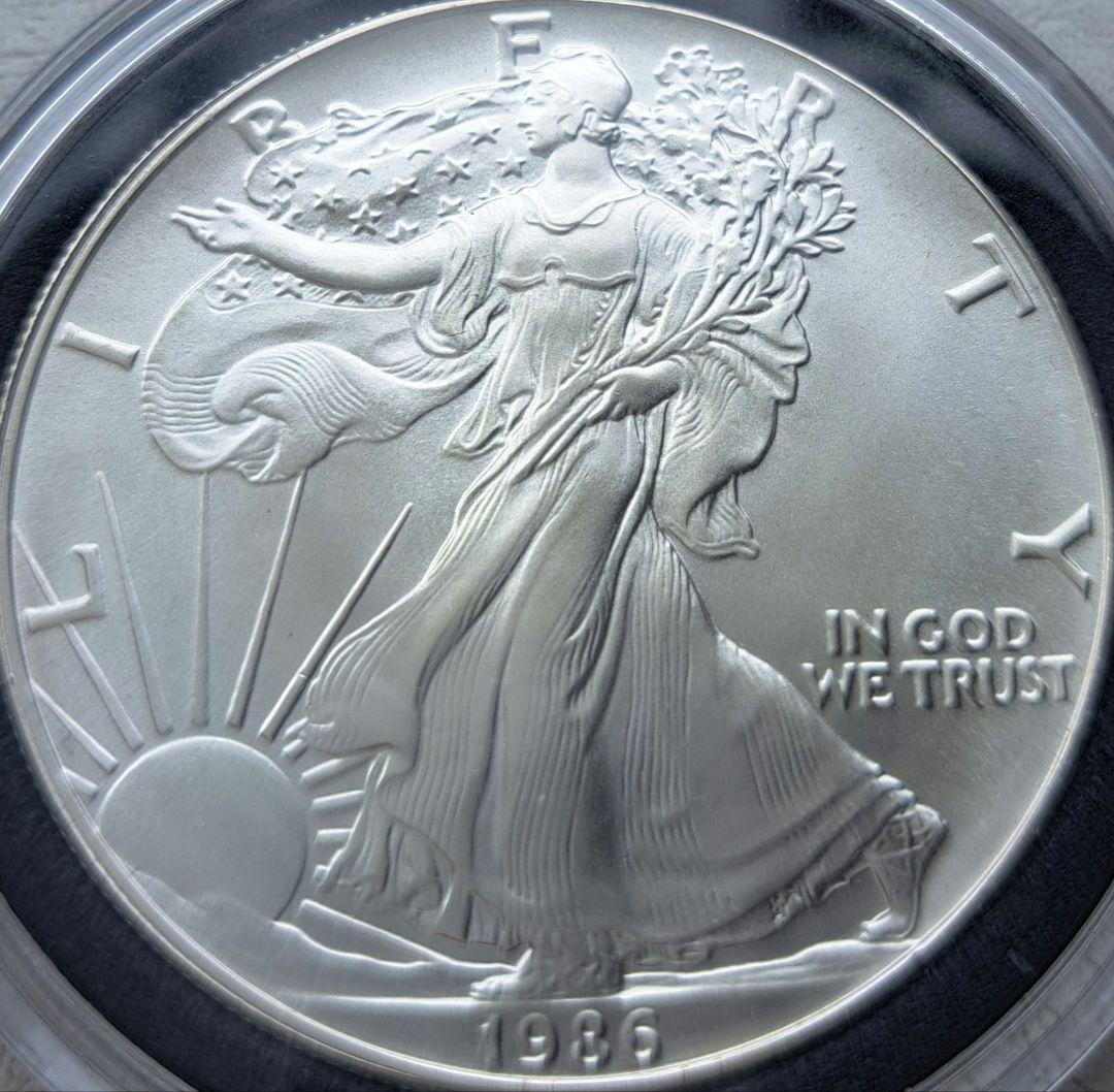 ☆初年度発行☆1986年「イーグル•ウォーキングリバティ」純銀1オンス銀貨