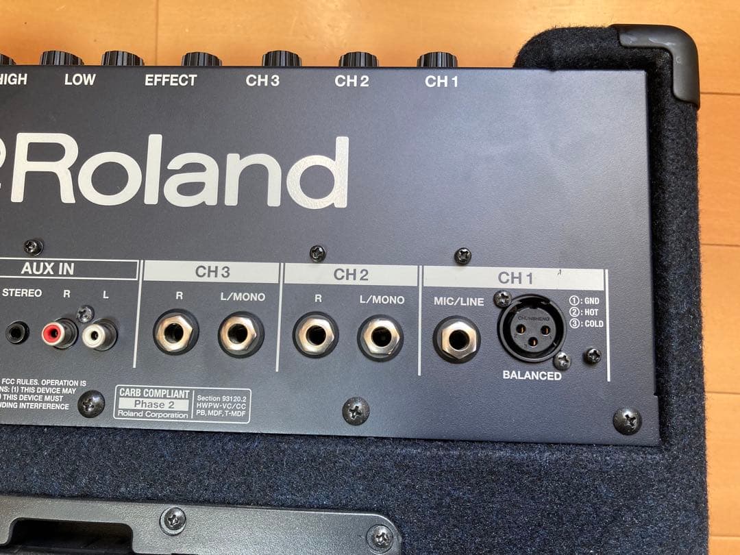 ローランド・ステレオ・キーボード・アンプ　KC-220 純正ACアダプタ付 送込