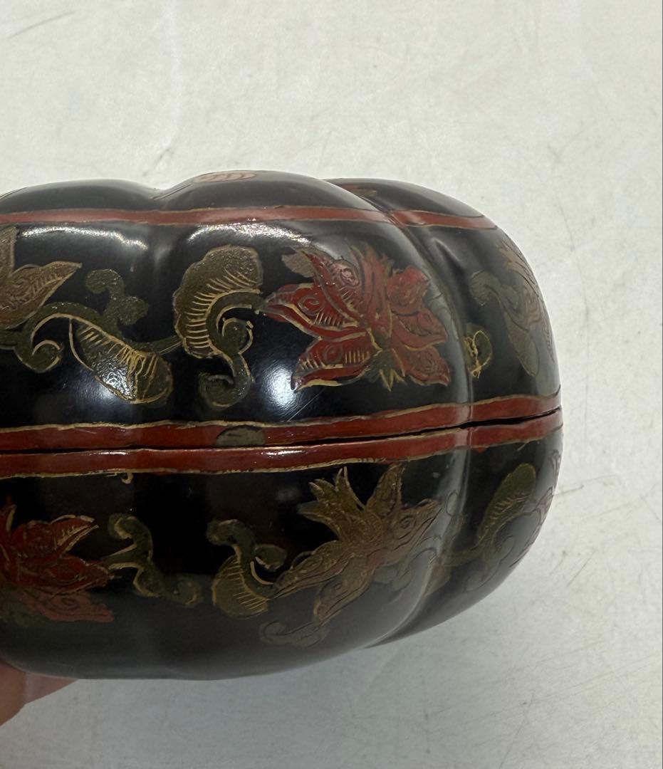 中国　漆器　唐子紋小物入　アンティーク　送料込み250905