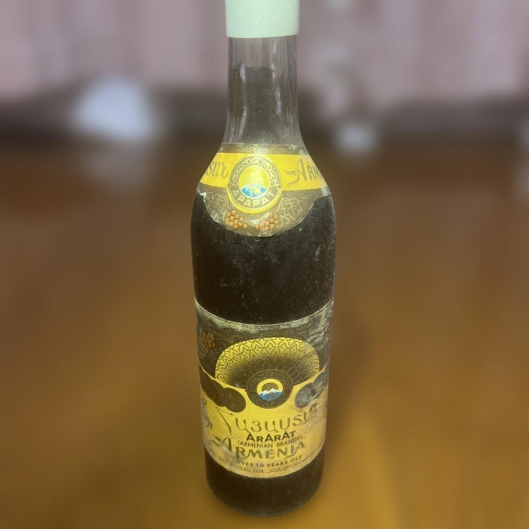 ブランデー Viktoriia Linkevich