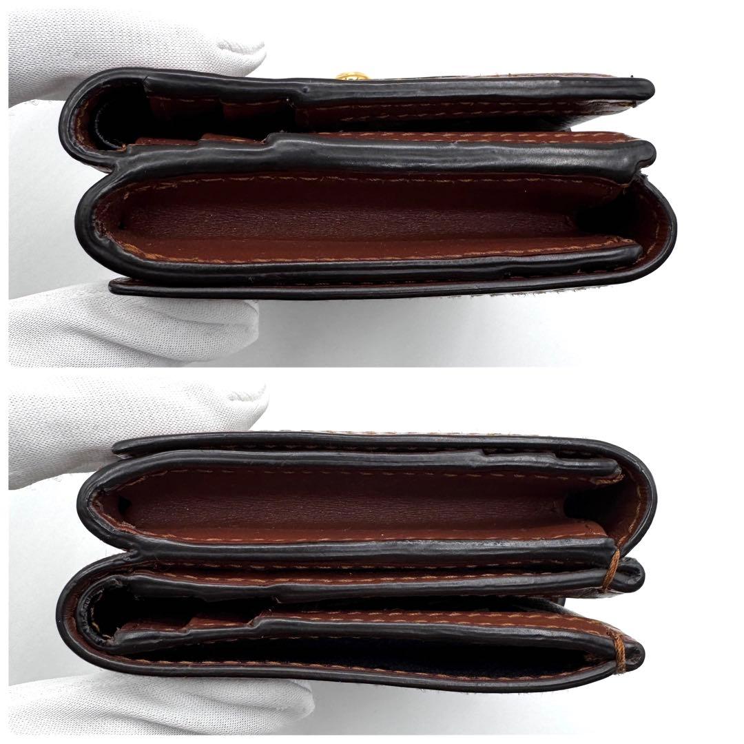 未使用級　付属品完備✨バーバリー　二つ折り財布　TBモノグラム　ストライプ