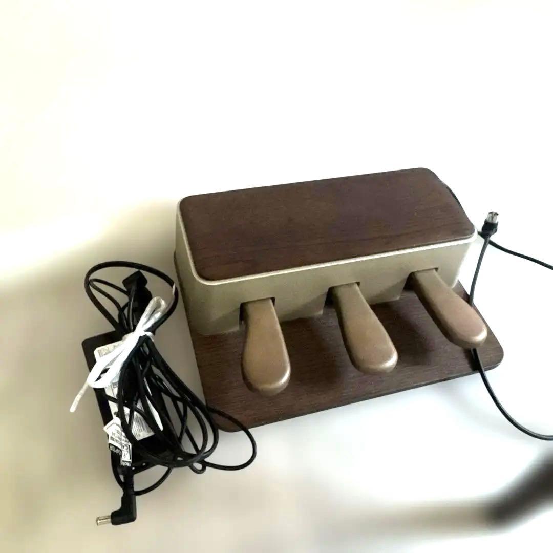 【1月限定価格】数量限定カラー美品KIYOLA Roland 電子ピアノ