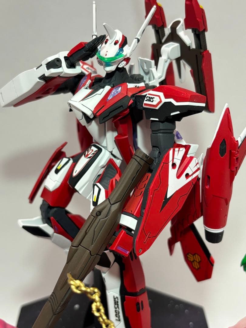 HGデュランダルバルキリー＋シェリル&ランカ〜サヨナラノツバサ〜　塗装完成品