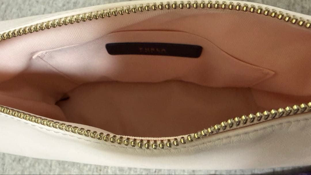 FURLA nuvola ミニバッグ azalea