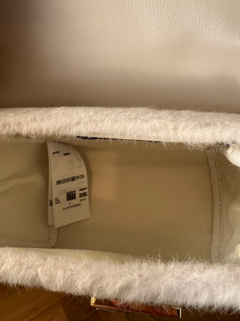 CELFORD リュタン　ビジュースタッズファーポシェット