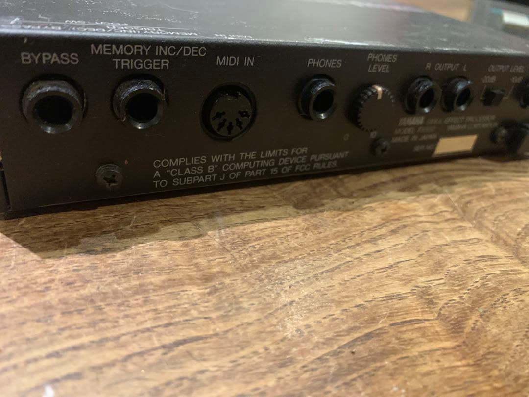 シューゲイザーの名機　yamaha FX500 soft focus セット