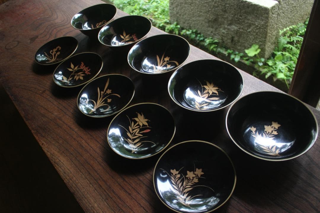 時代朱漆に内見返絵替わり草花蒔絵のお椀5点（検輪島塗蒔絵椀雑煮椀