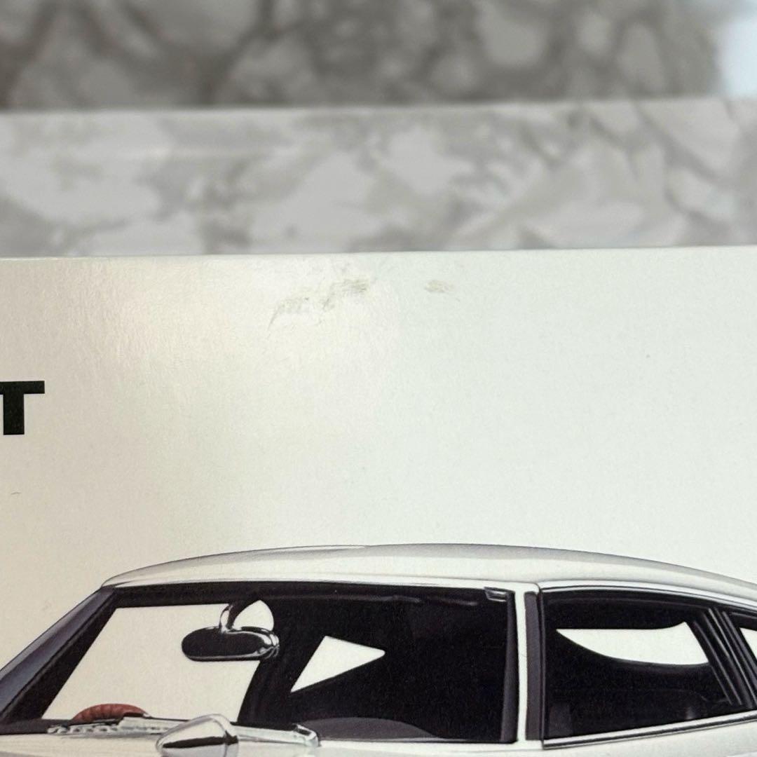 【未開封・希少】オートアート 1/18 トヨタ 2000GT ホワイト