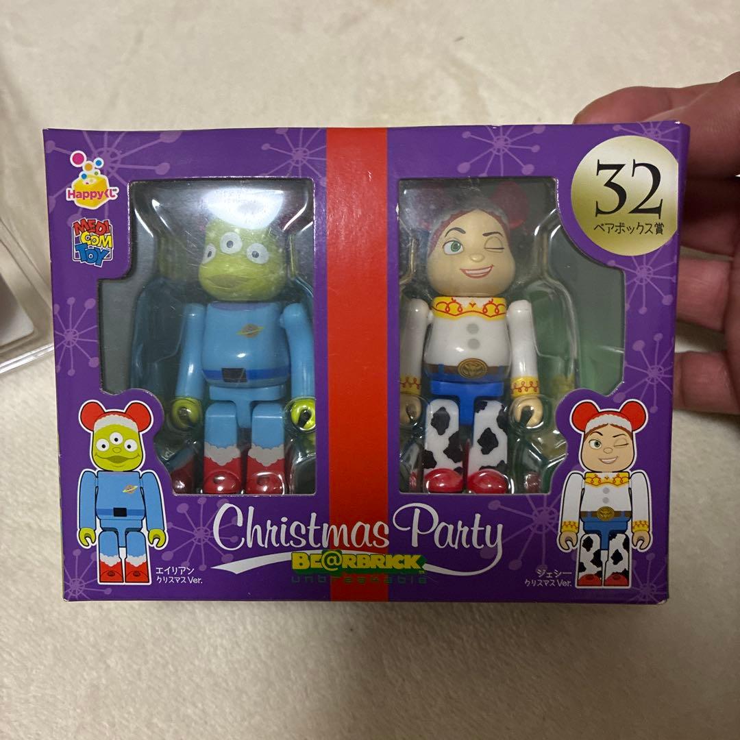 ピクサーキャラクター フィギュアセット & ディズニーオーナメント