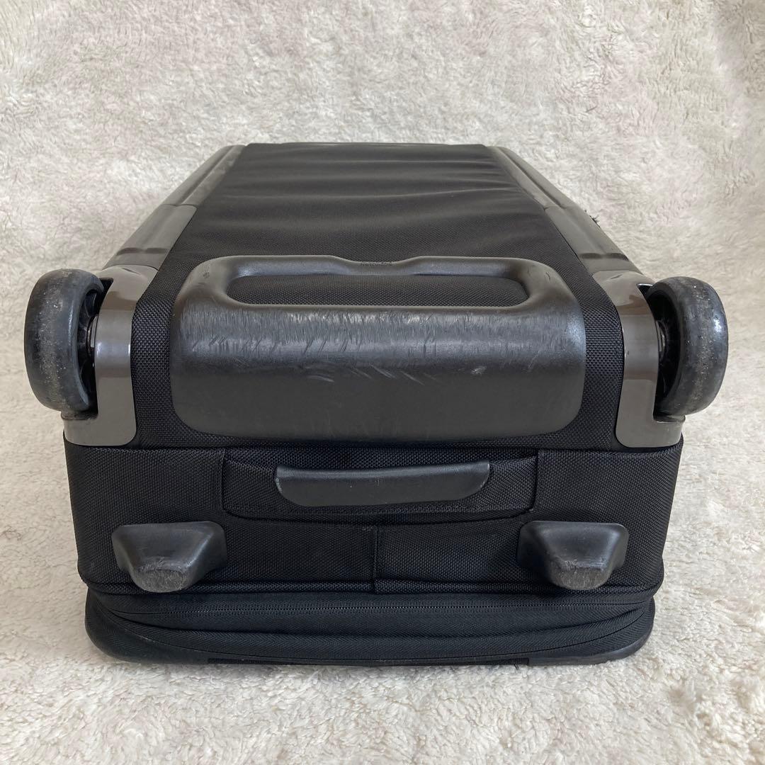 ZERO HALLIBURTON　キャリーケース　大容量　ガーメントバッグ付き