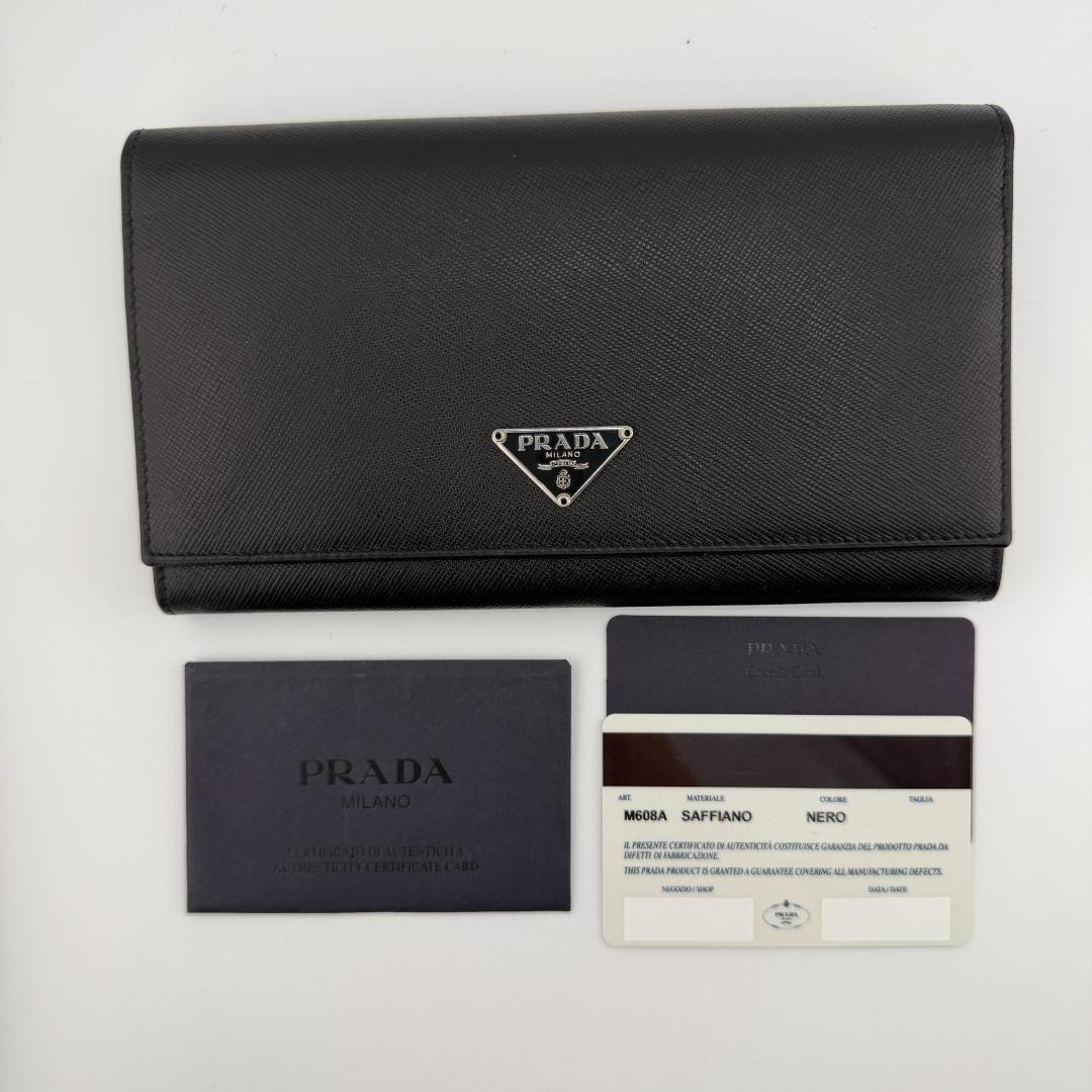 ✨美品✨ PRADA プラダ. 二つ折り 長財布 サフィアーノ レザー